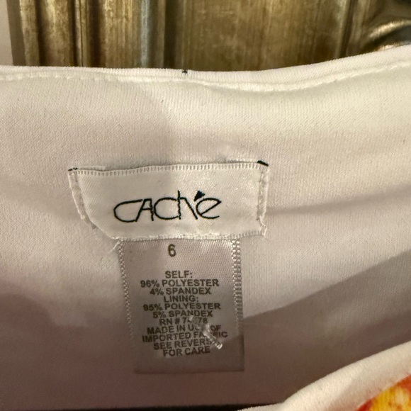 Cache dress - Picture 2 of 3